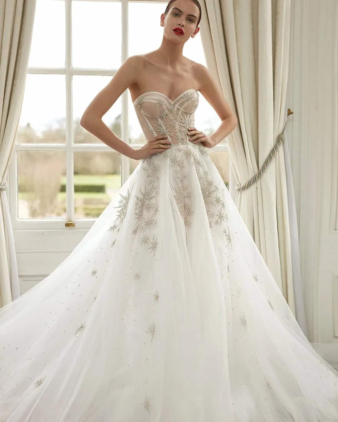 Attractive Ball Gown Bridal Gowns