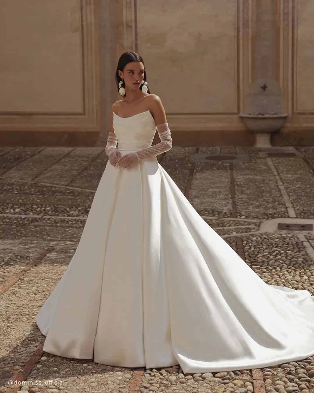 Dominiss Wedding Gowns