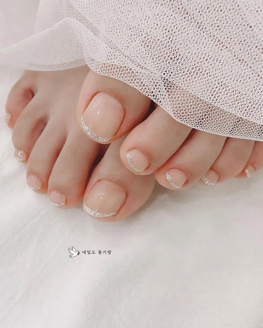 French Bridal Toe Nails