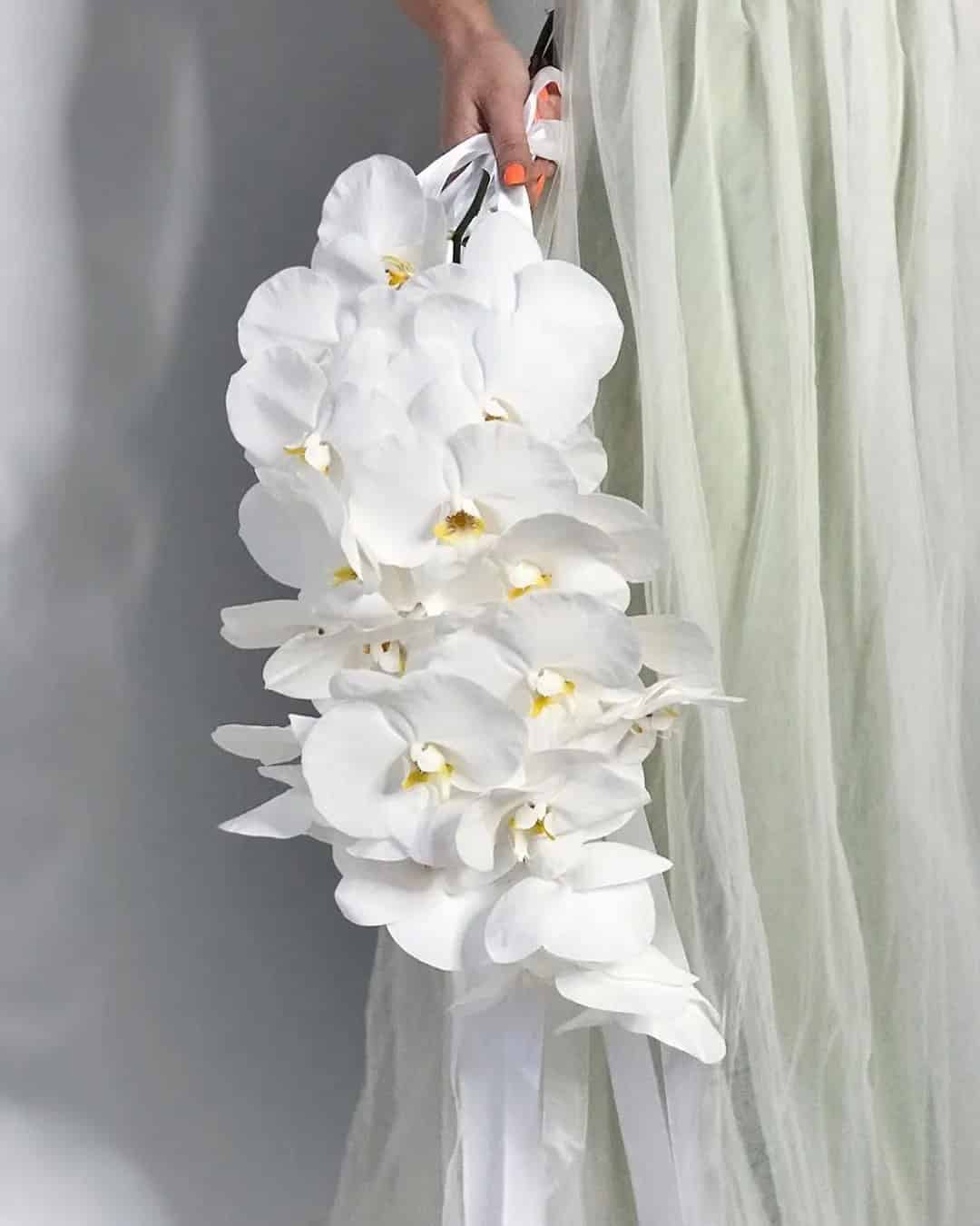 Single Flower Bouquets – Wedding Orchids & Tulips