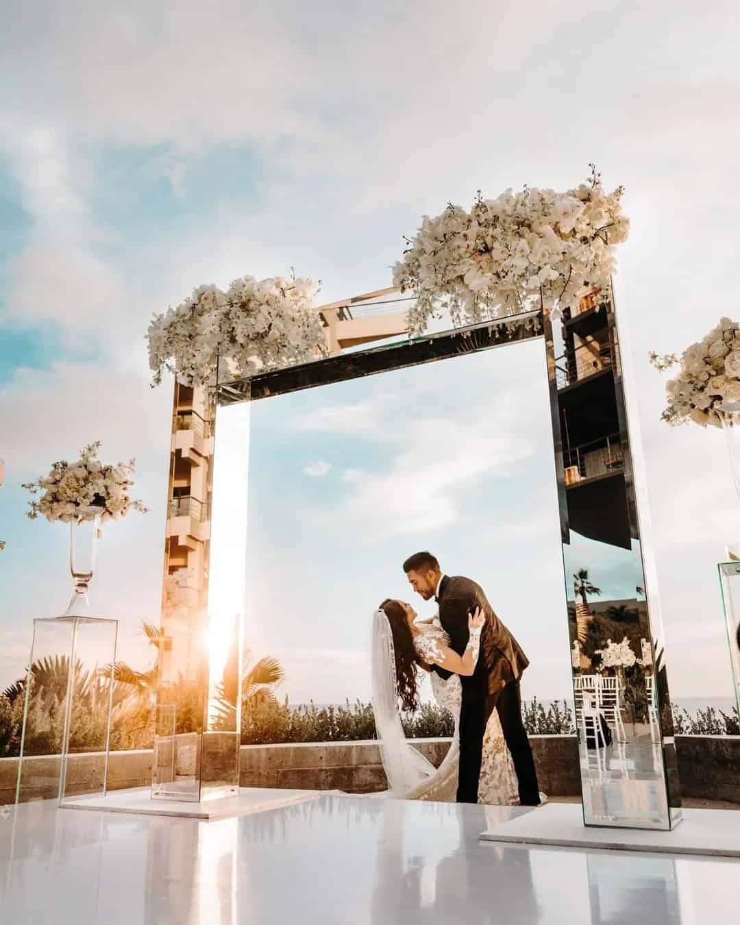 Mirror Ceremony Decor