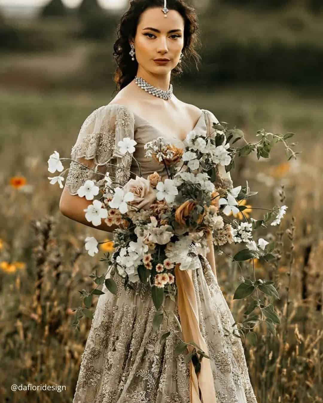 Amazing Wedding Bouquets With Wild Flowers