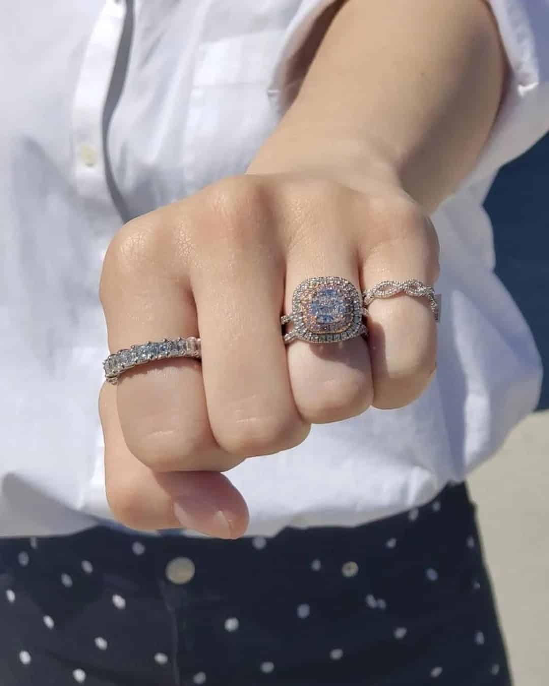 Cushion Cut Diamond Rings