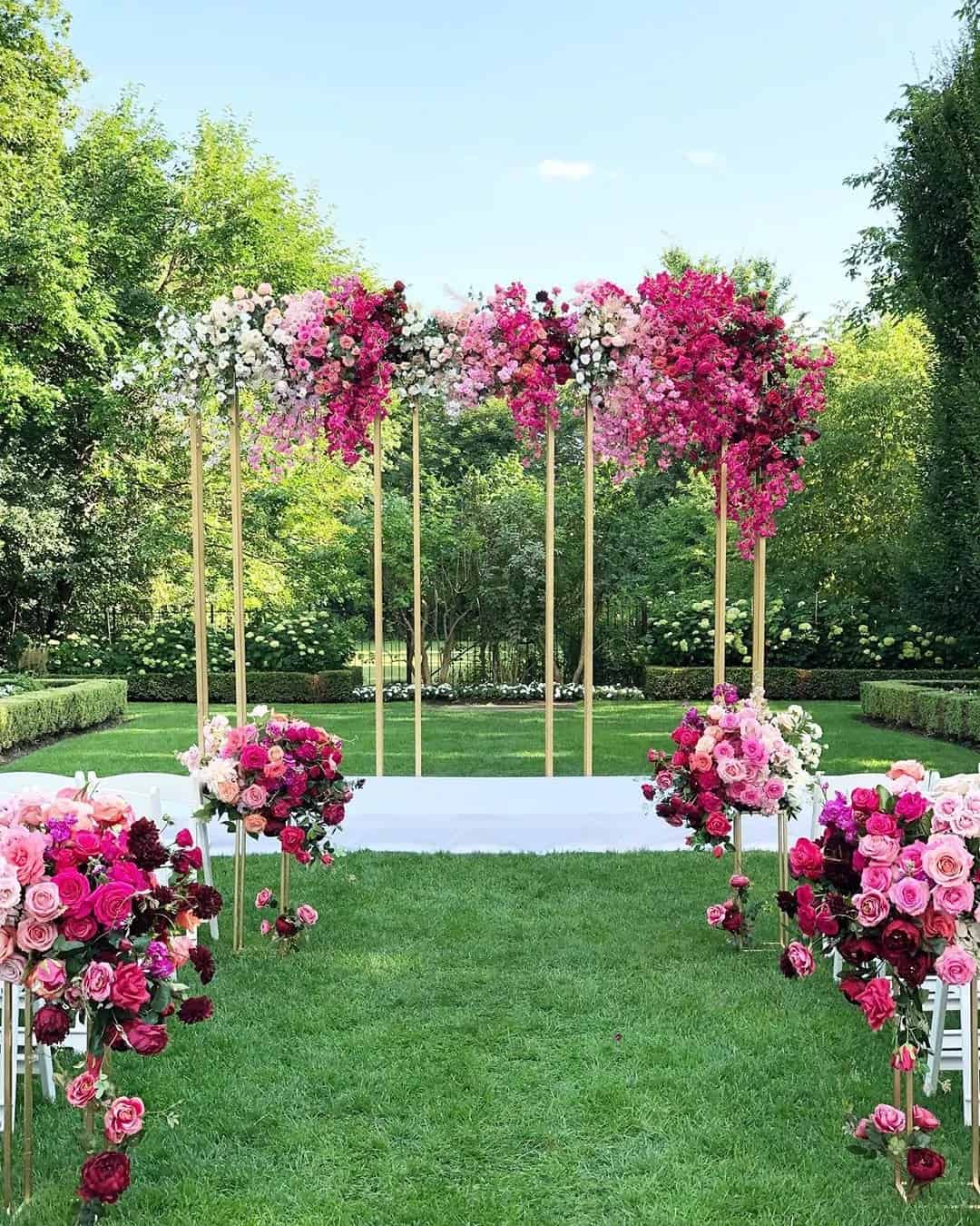 Pink Wedding Altar Decor Ideas