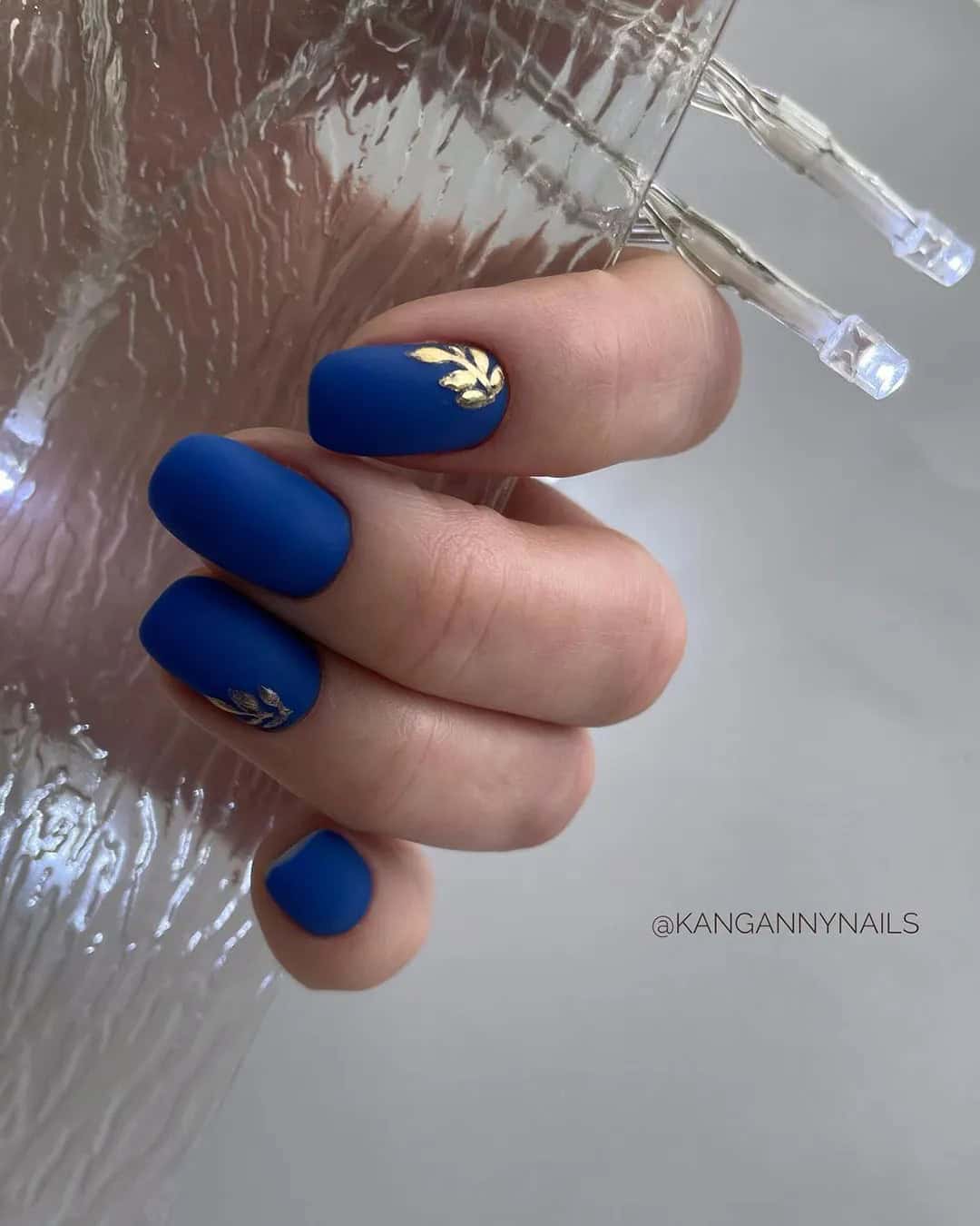 Navy Blue and Gold Wedding Nails