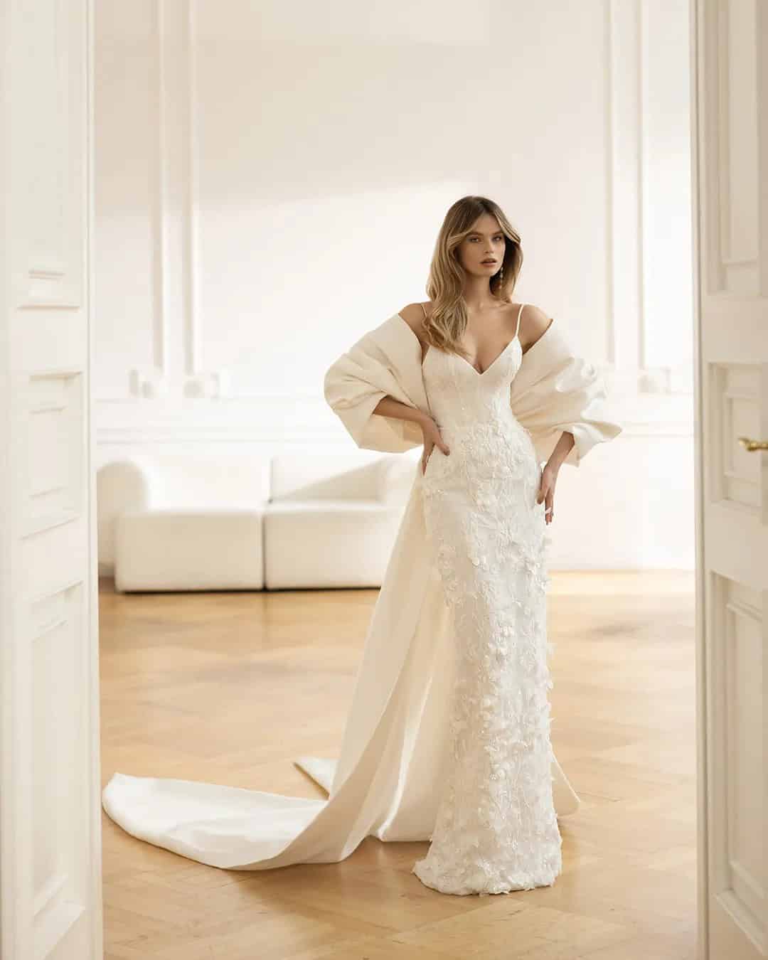 Sheath Wedding Dresses