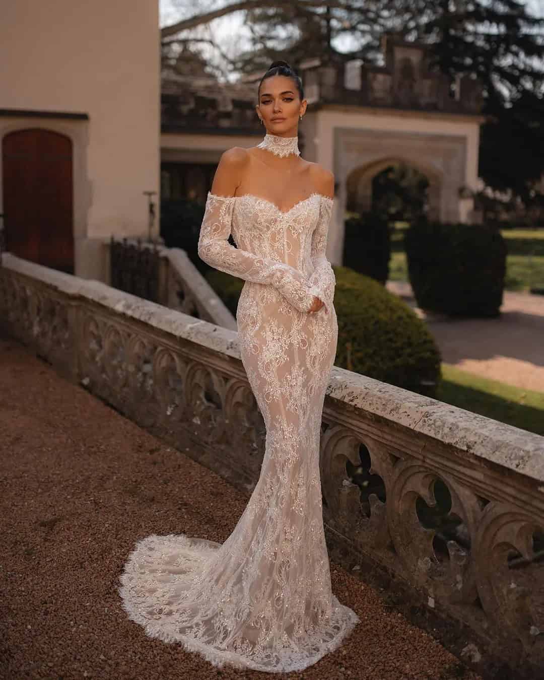 Long Sleeve Lace Wedding Dresses