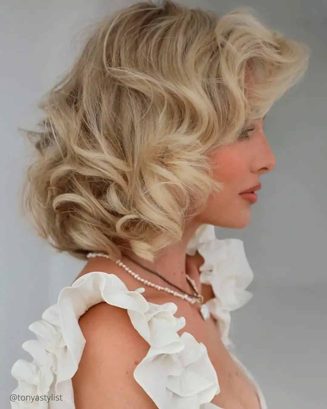 Pin-Up Style Wedding Hair Ideas