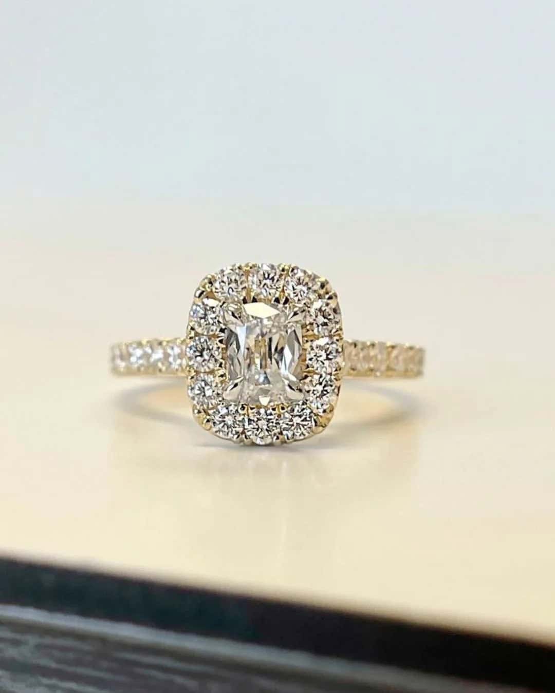 Dazzling Halo Engagement Rings