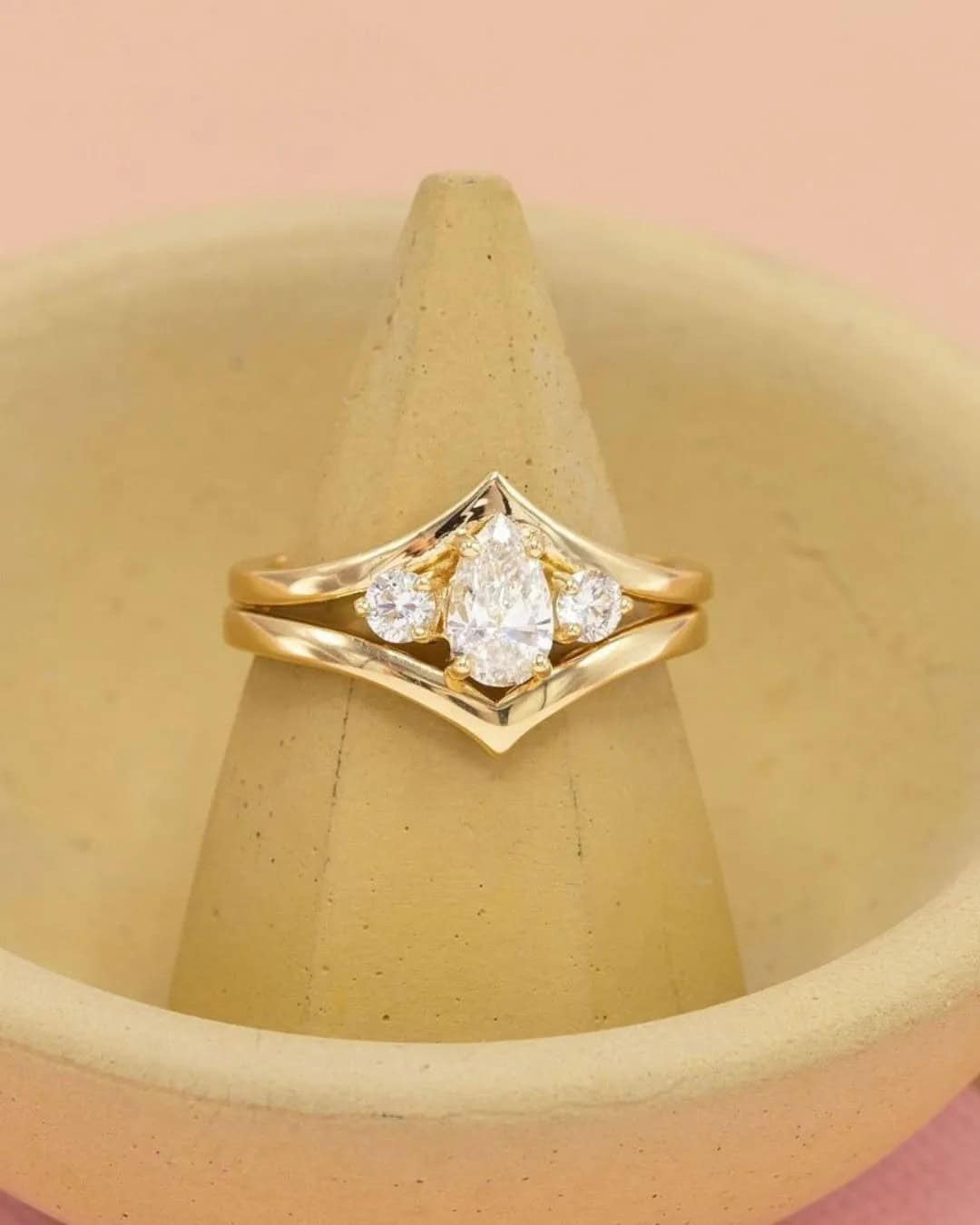 Engagement Rings In Stunning Sets