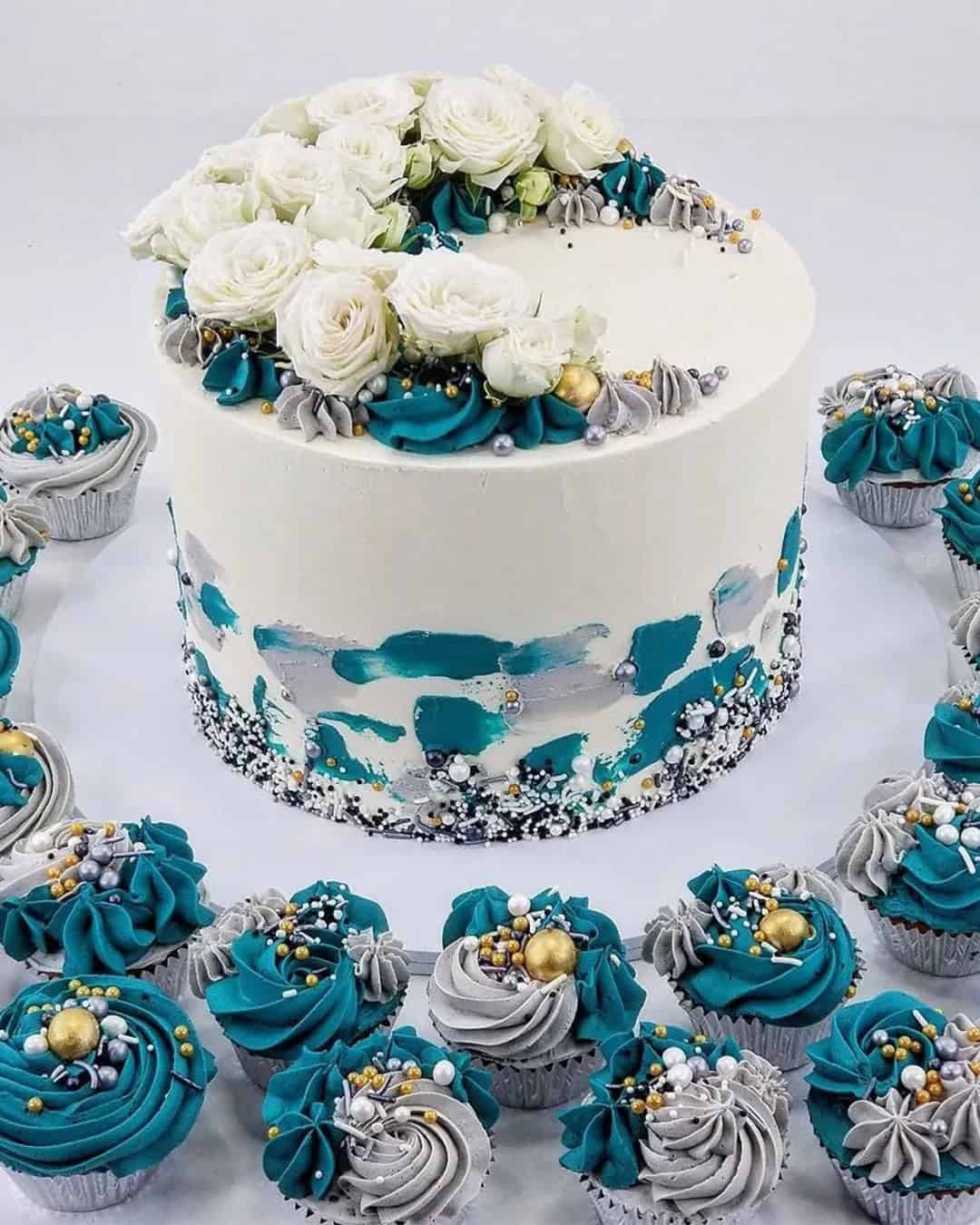 Cakes With Buttercream Flowers