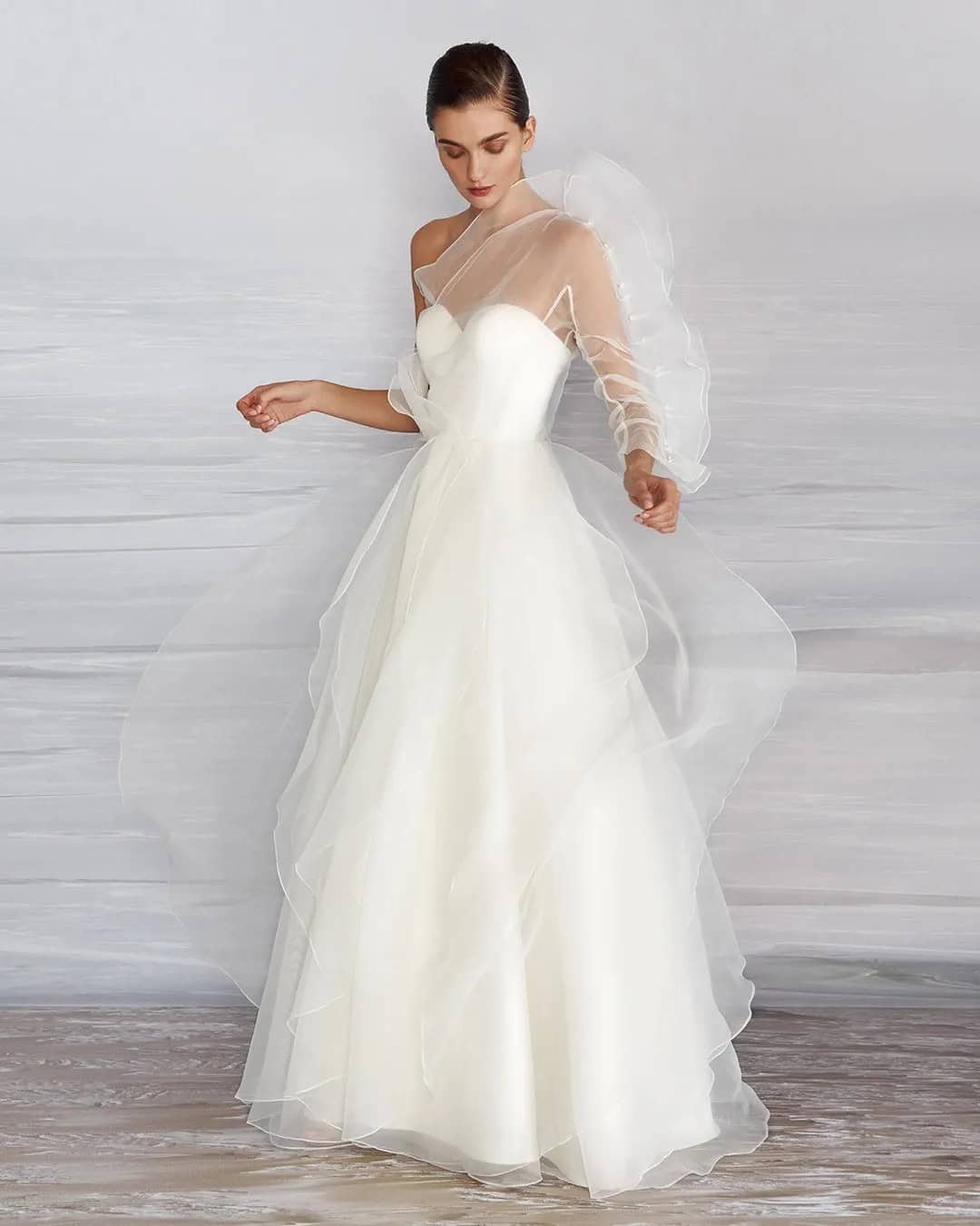 LIRETTA — laconic, elegant designer wedding dresses”