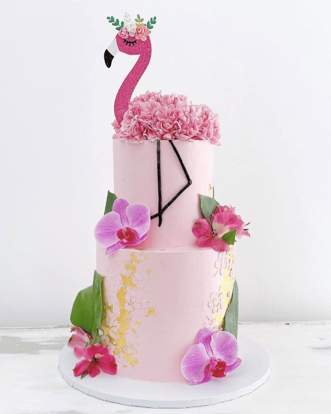 Tropical Wedding Cakes With Flamingo