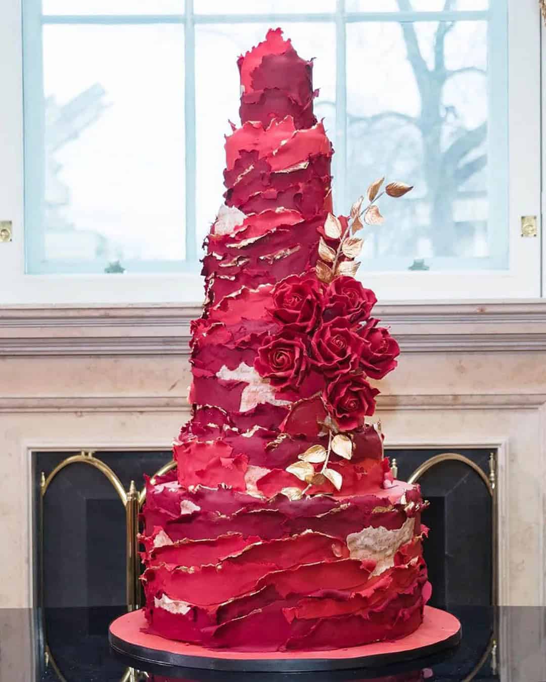 Red And White Wedding Cakes