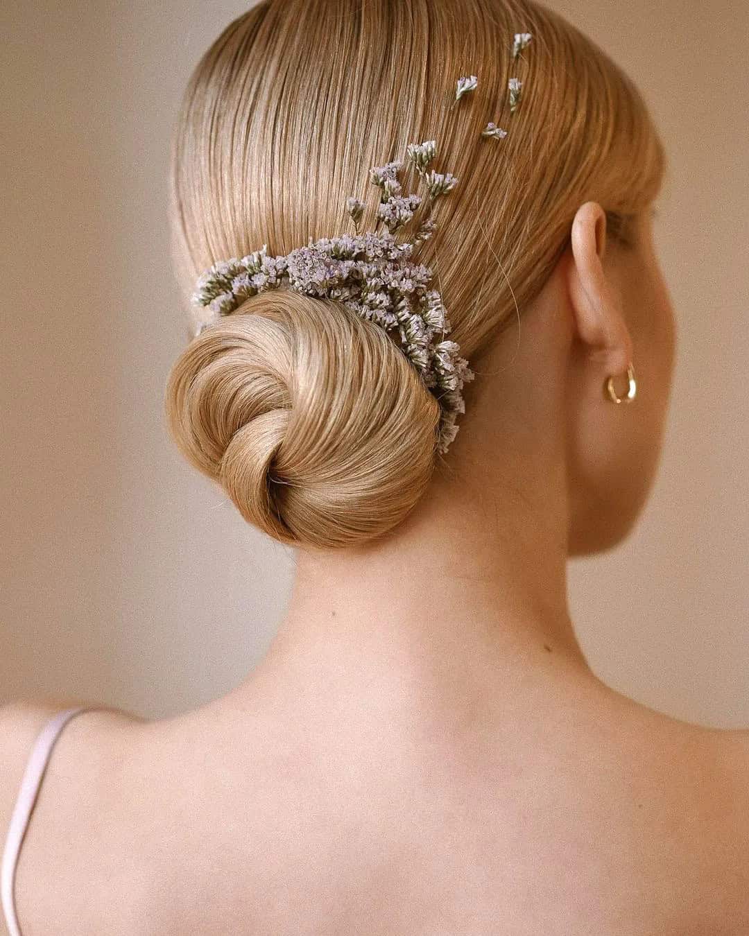 Spring Wedding Hairstyles For Bridesmaid