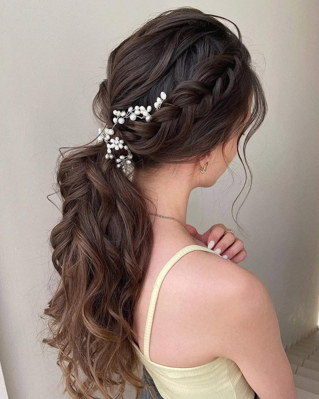 Messy Textured Ponytail