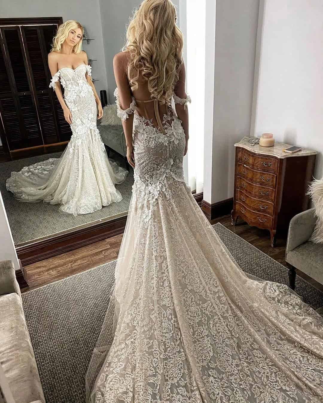 Beach Unique Lace Wedding Dresses