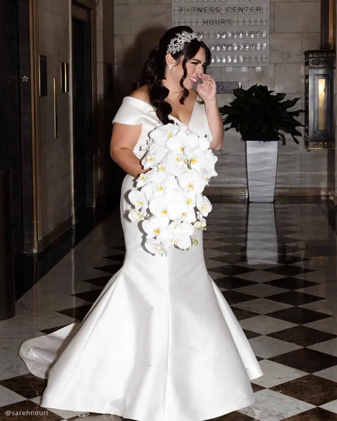 Dresses For Plus Size Brides