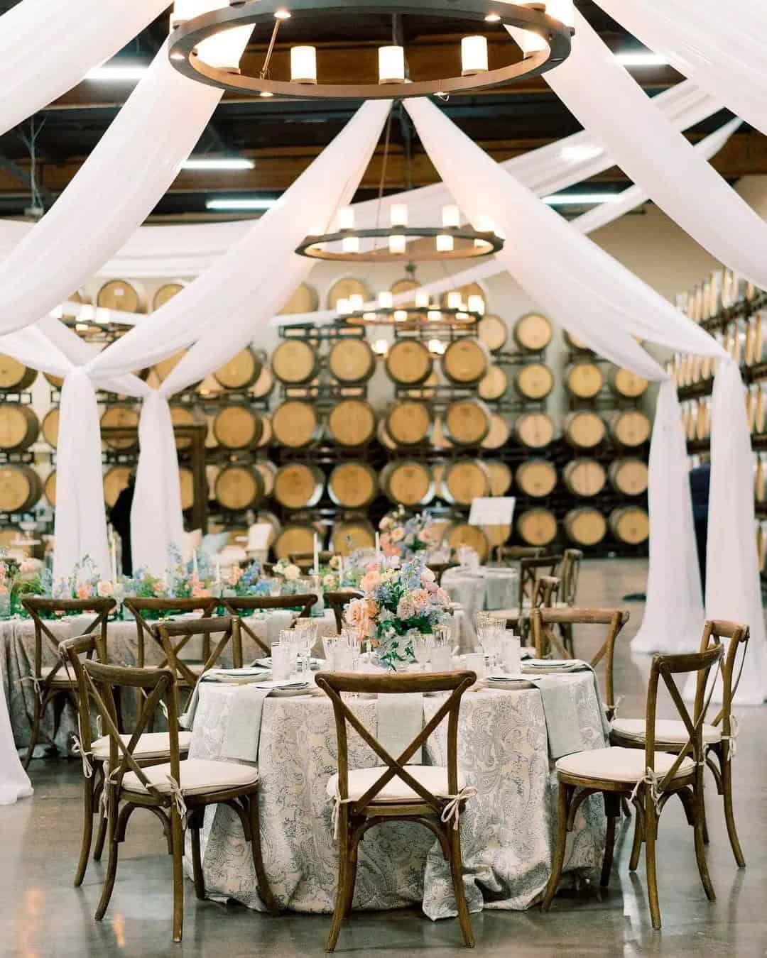 Elegant Dreamy Barn Wedding Themes