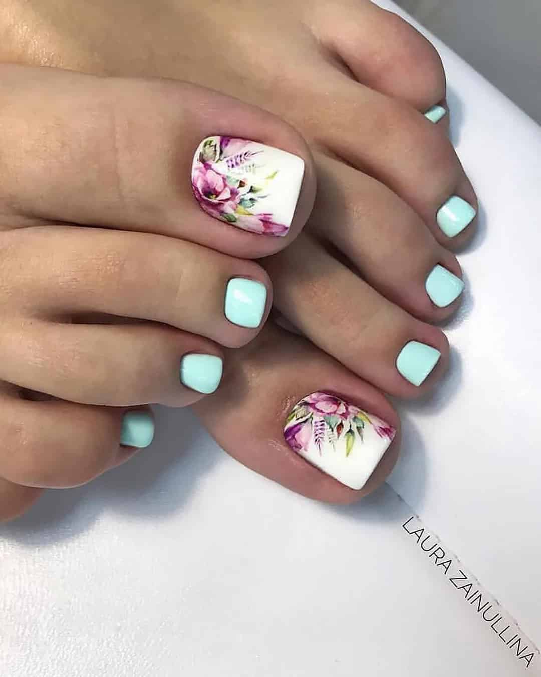 Floral Patterns Toe Nails