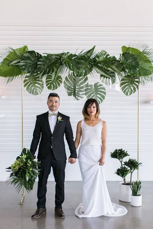 When Less is More: The Minimalist Wedding Backdrop Ideas