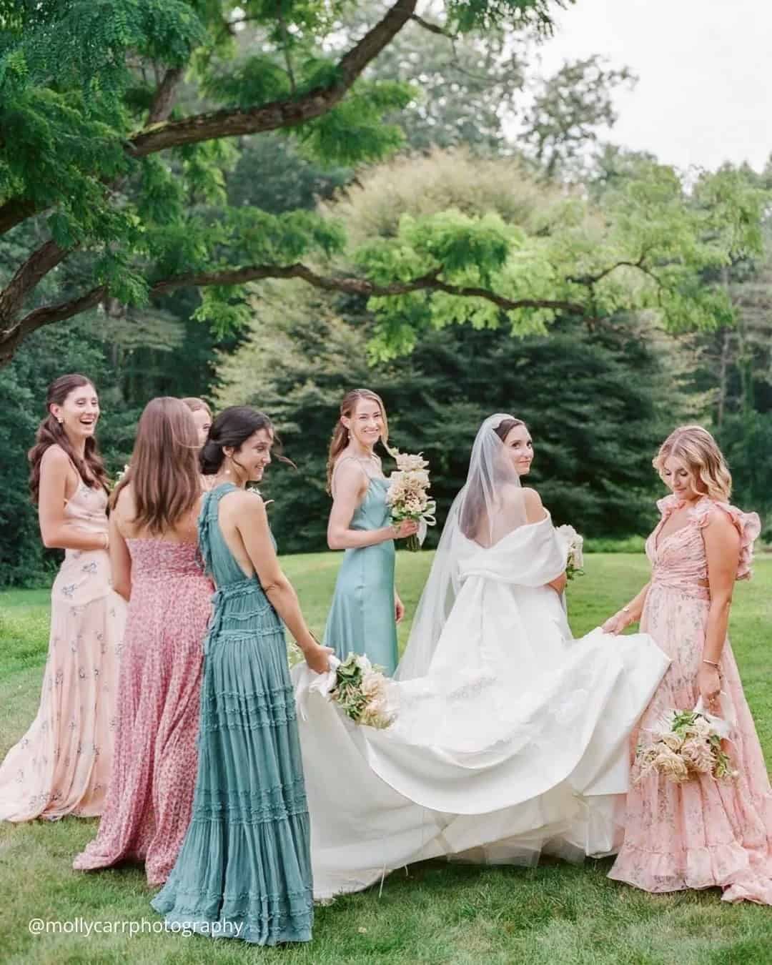 Different Colors Of Bridesmaids