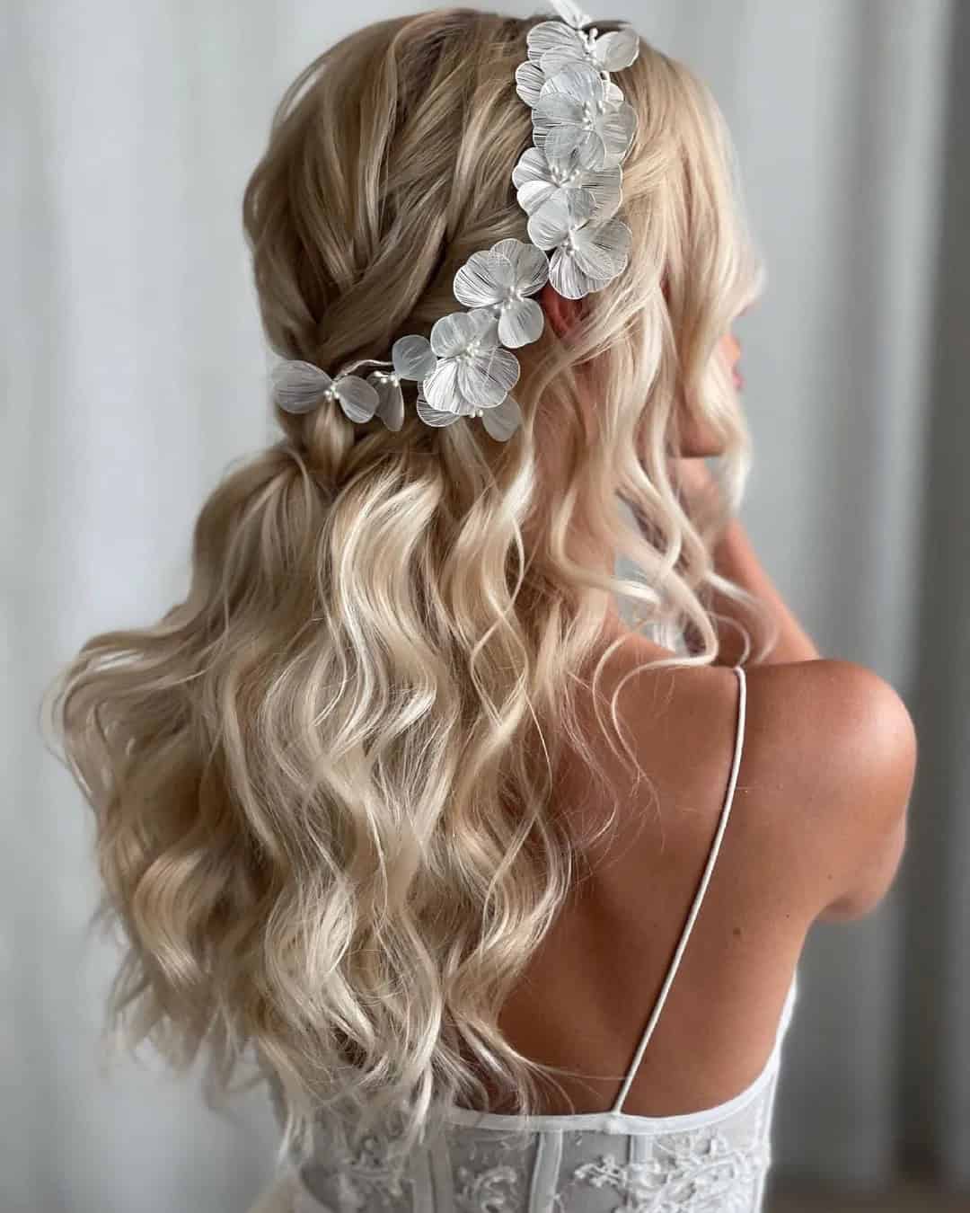 Beach Wedding Hairstyles For Thin Hair