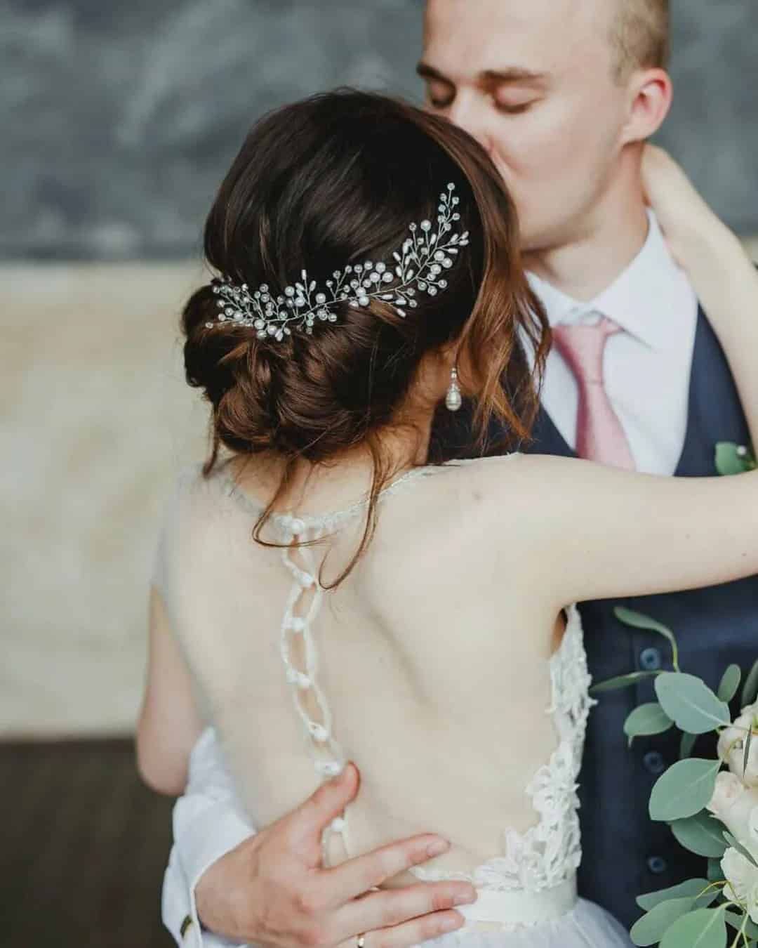 Seasonal Bridal Headpiece Ideas