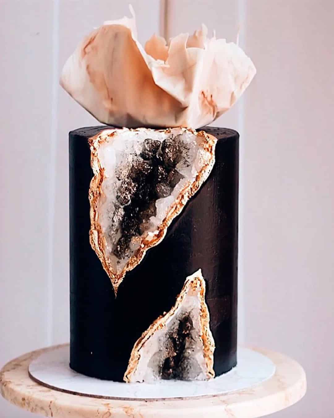 Black and Gold Wedding Cake Ideas