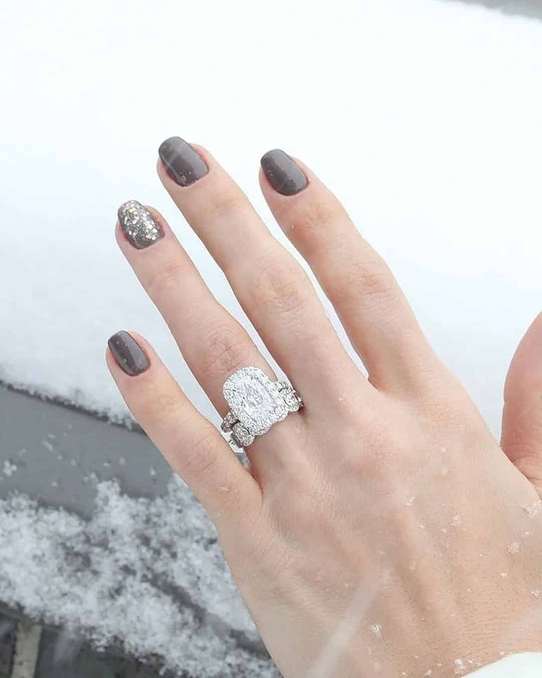 White Gold Engagement Rings