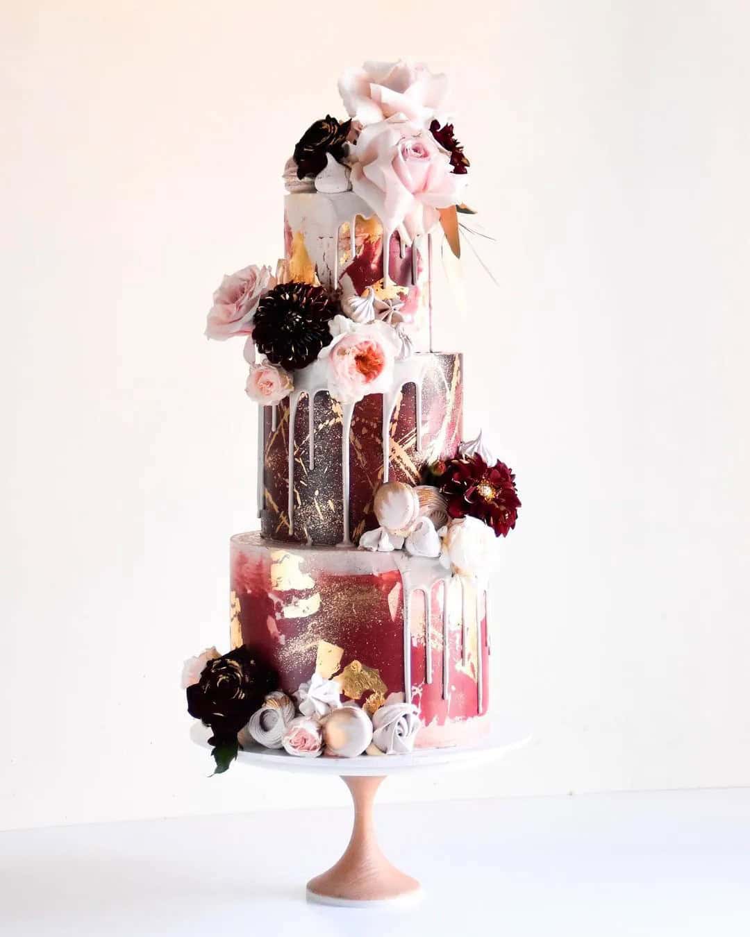 Drip Wedding Cake Trend