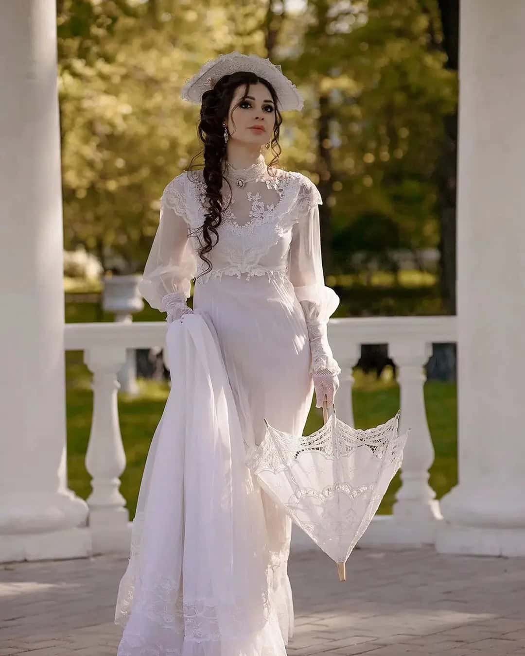 Lace Victorian Style Wedding Dresses