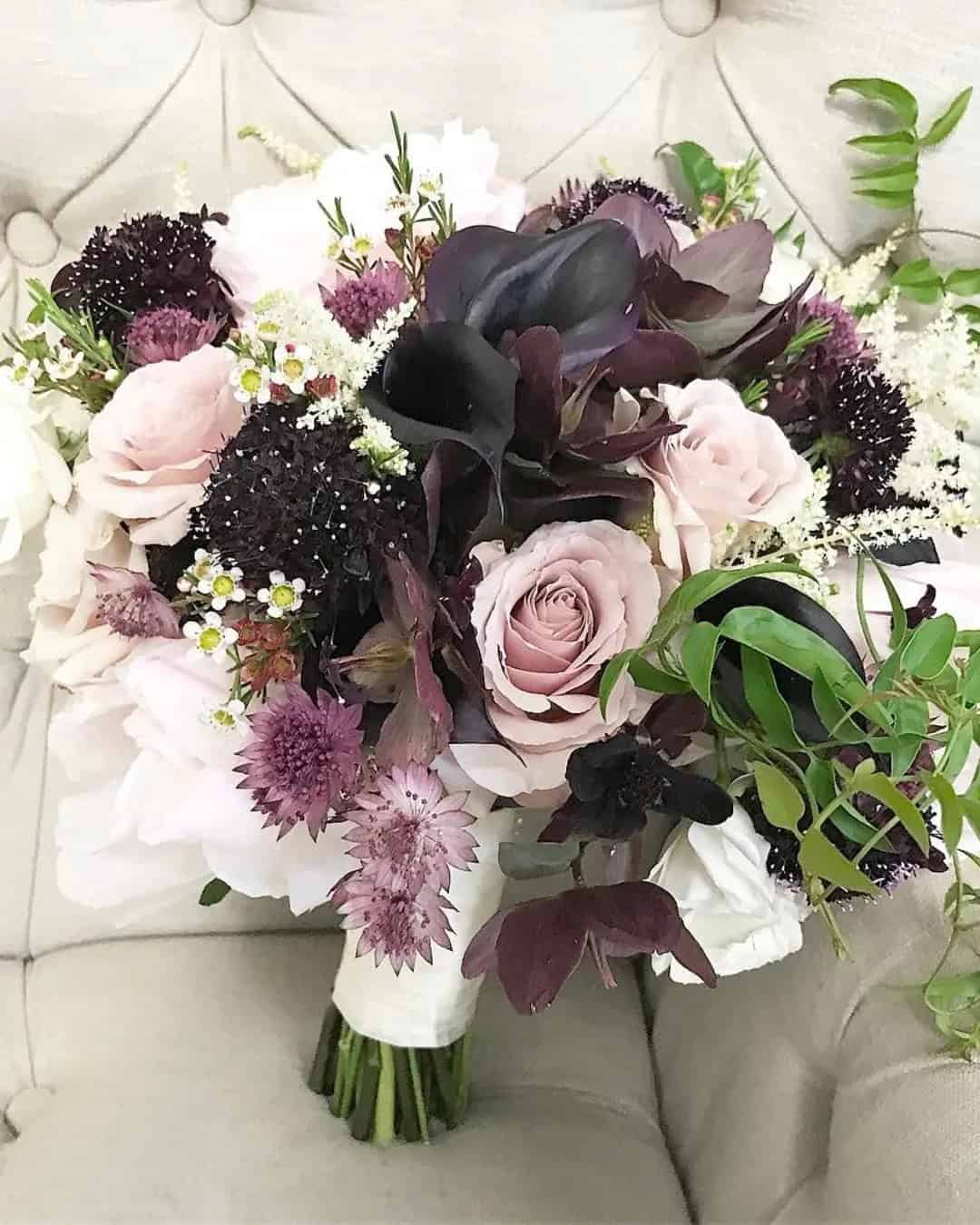 Black And White Wedding Bouquets