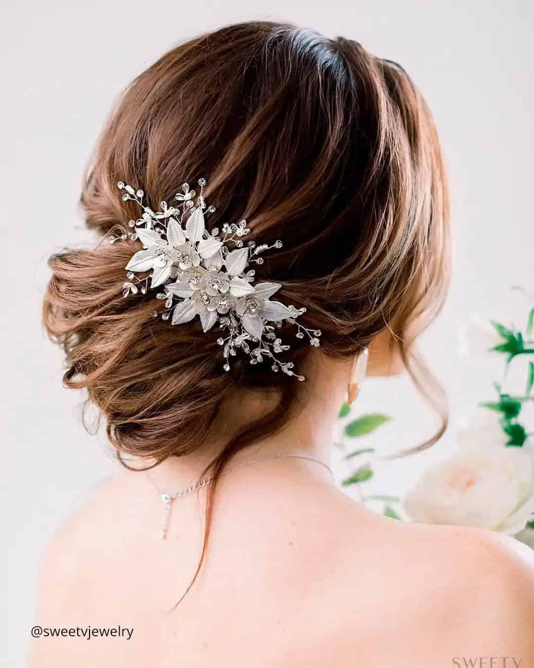 Classical Hair Accessories For Brides