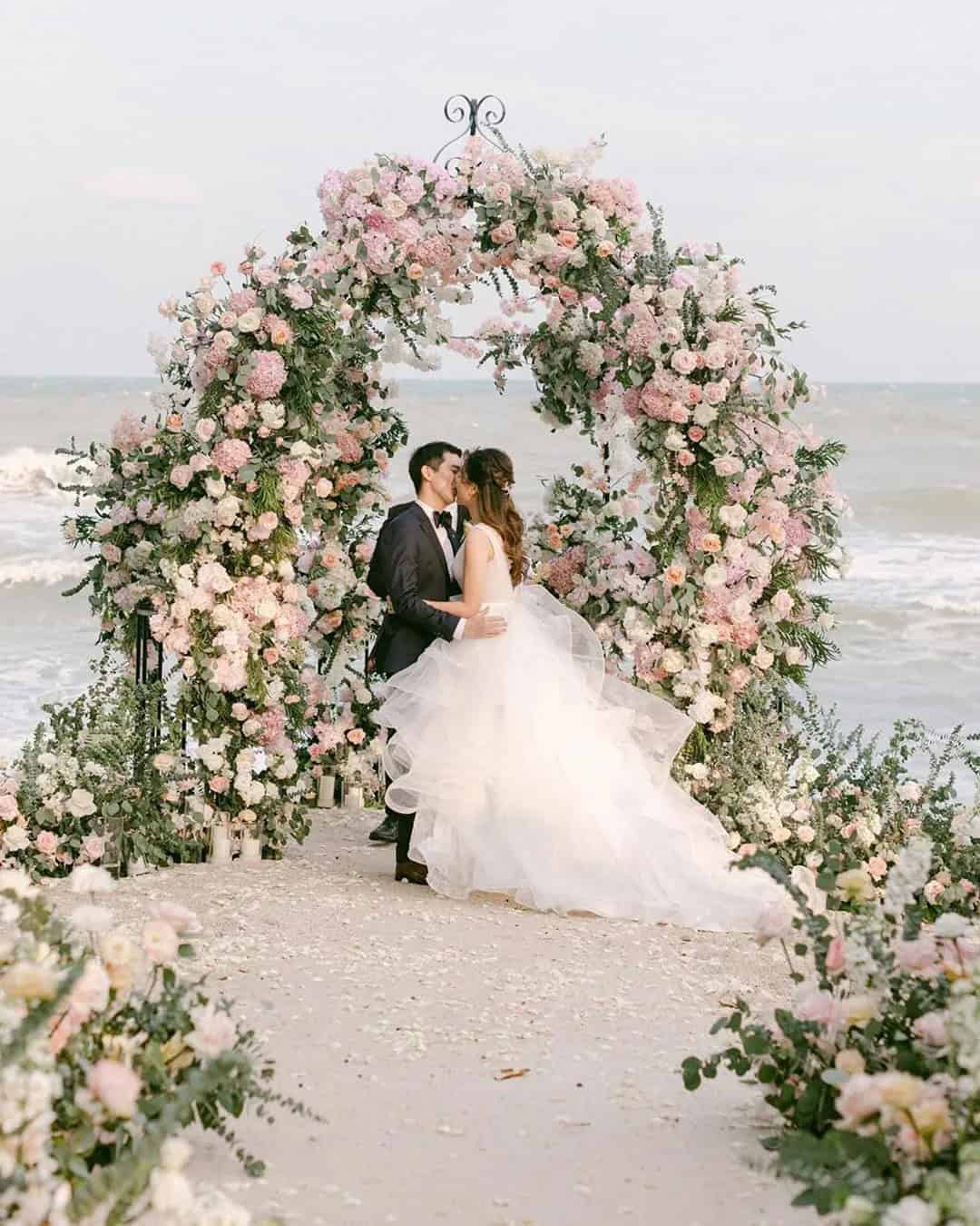 Breezy Beach Wedding Inspiration