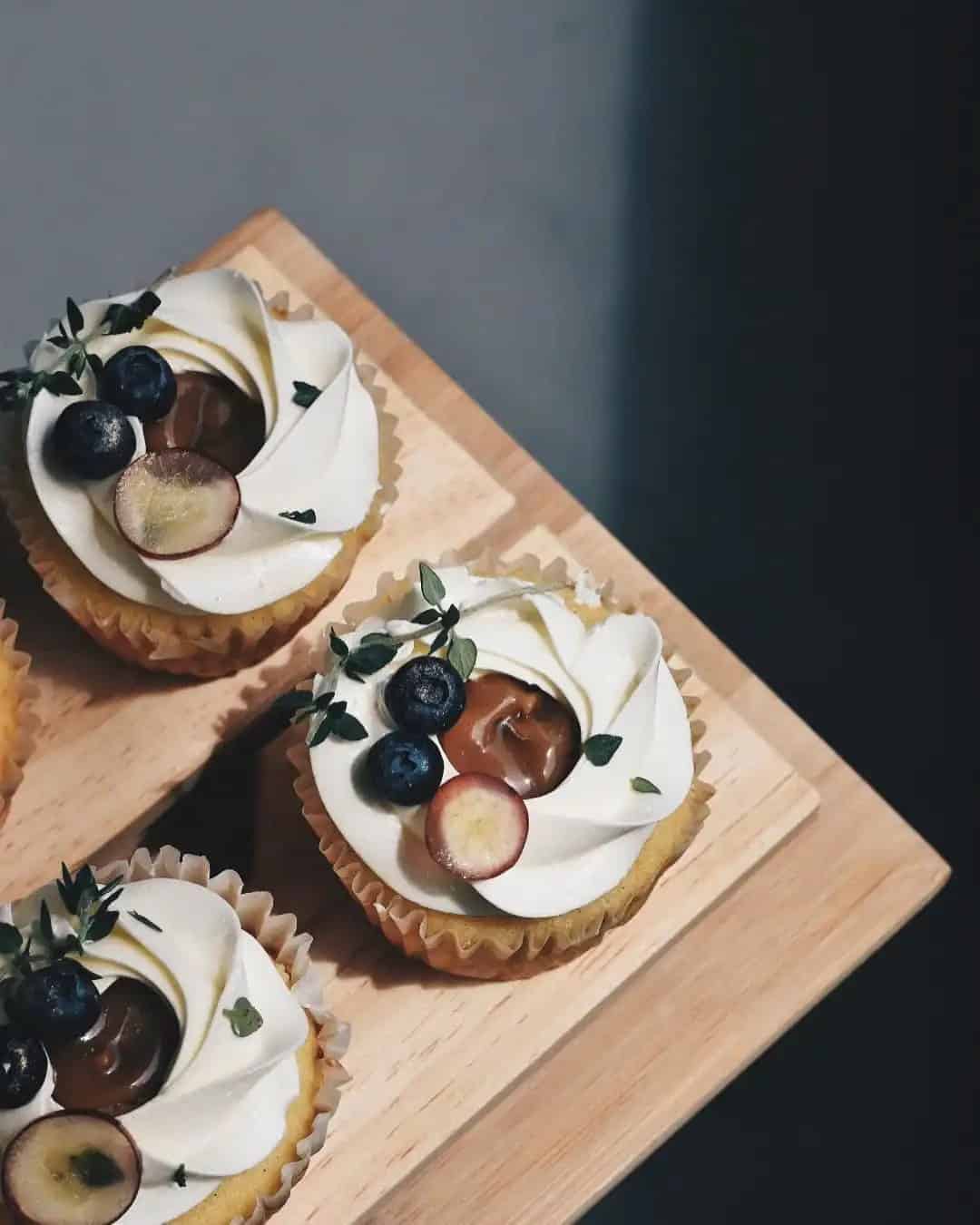 Wedding Cupcakes With Berries