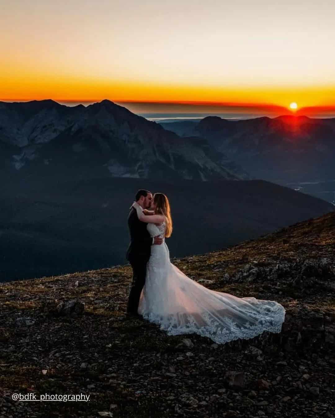 Outdoor Sunset Wedding Photos