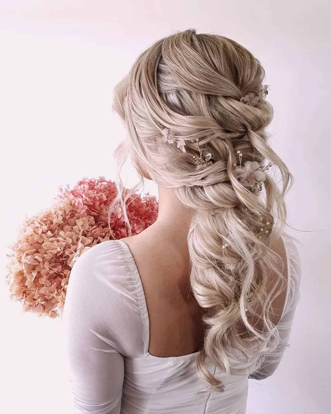 Slightly Messy Bridal Hair Ideas