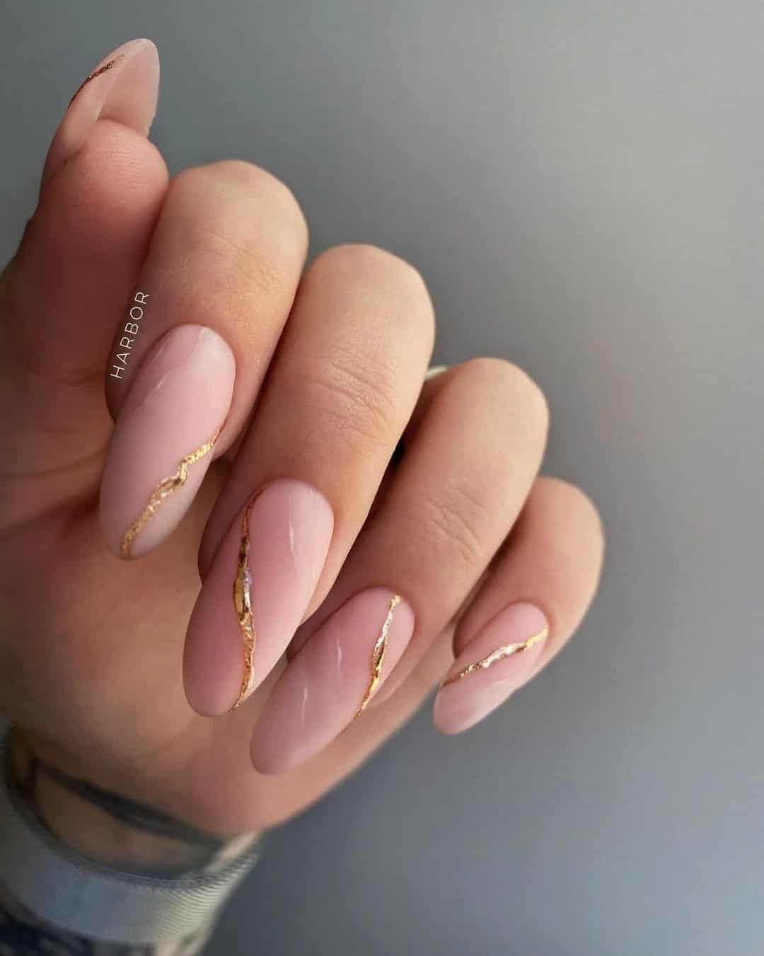 Simple Gold Wedding Nails