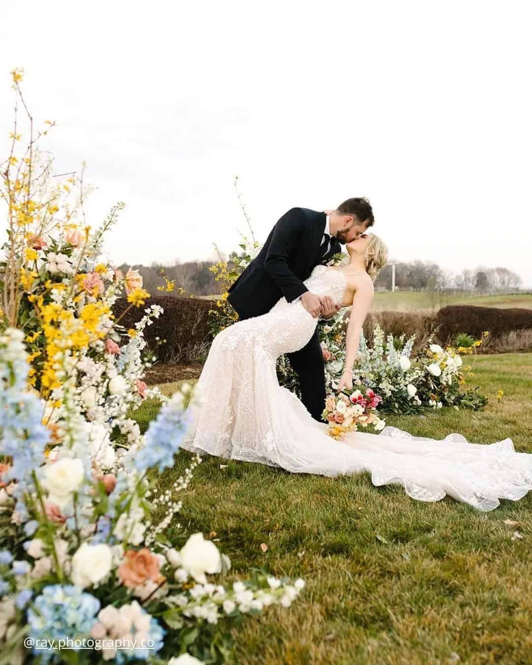 Rustic Outdoor Wedding Photos