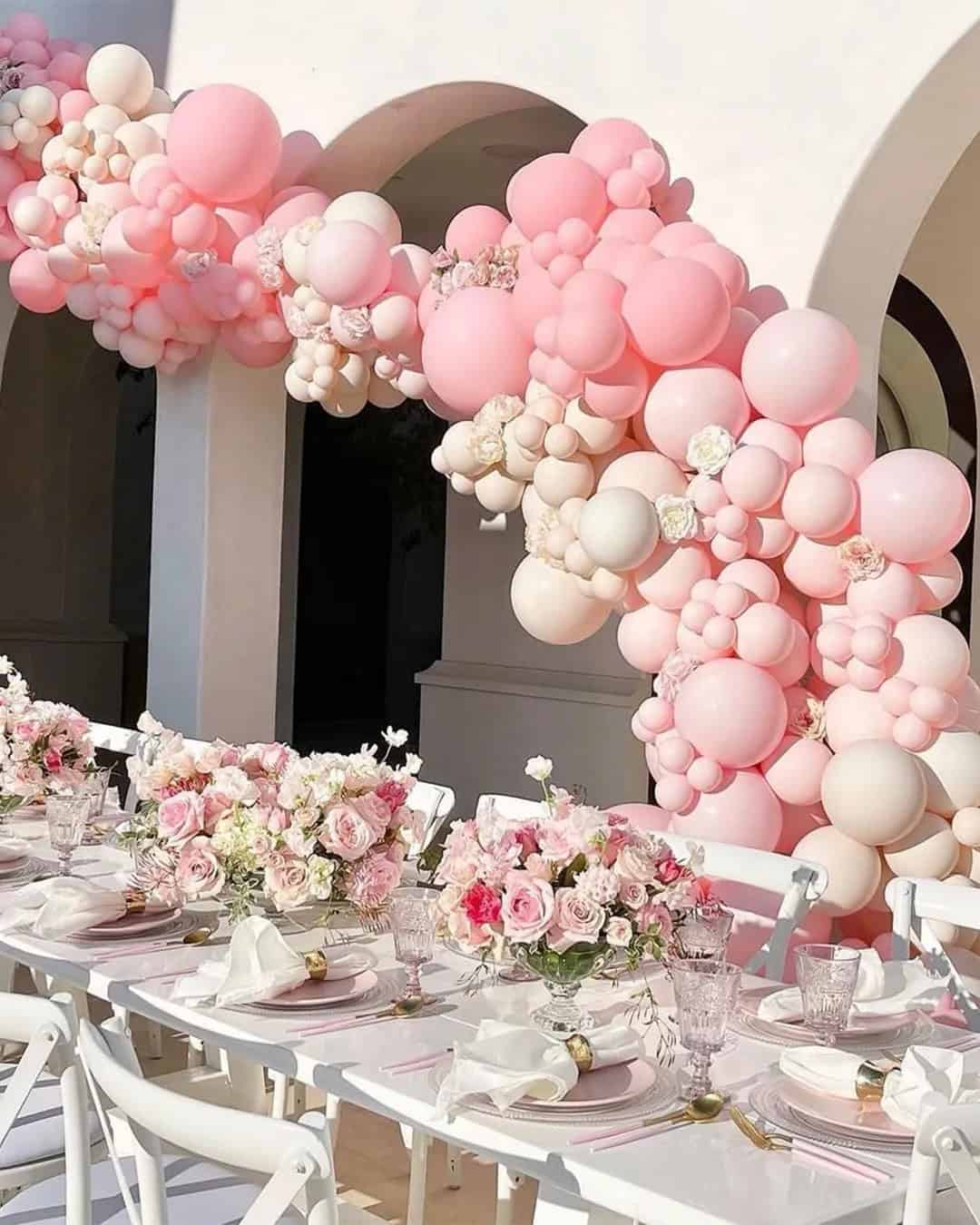 Air Balloons Are Perfectly Fit For Any Wedding Party