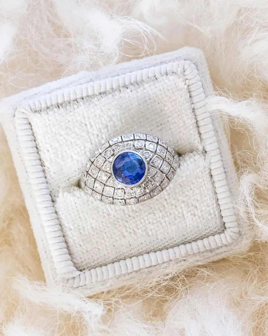 Engagement Rings With A Blue Sapphire Stone