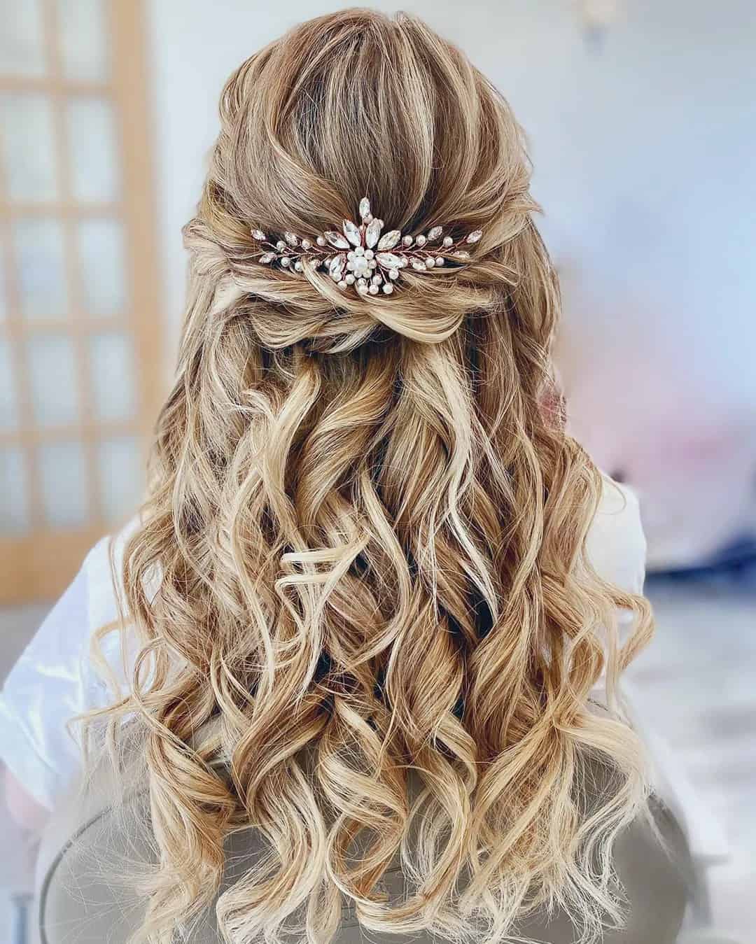 Cute Bridal Half Up Half Down