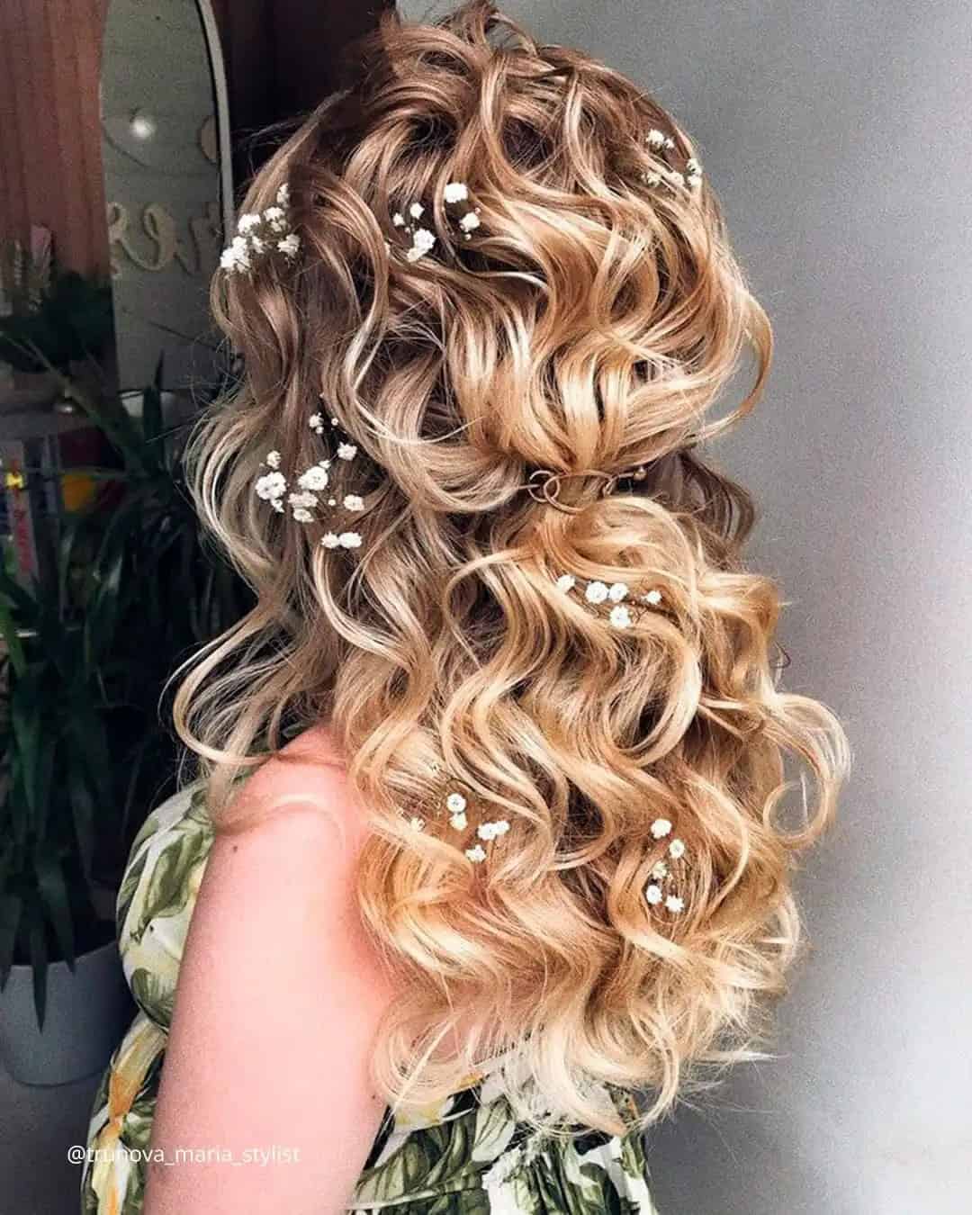 Curly Hairstyles For Wedding Guests