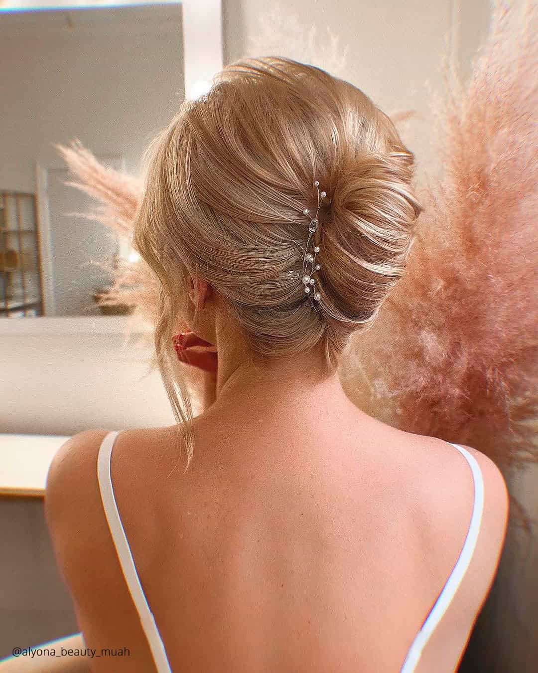 Wedding Hairstyles For Short Hair