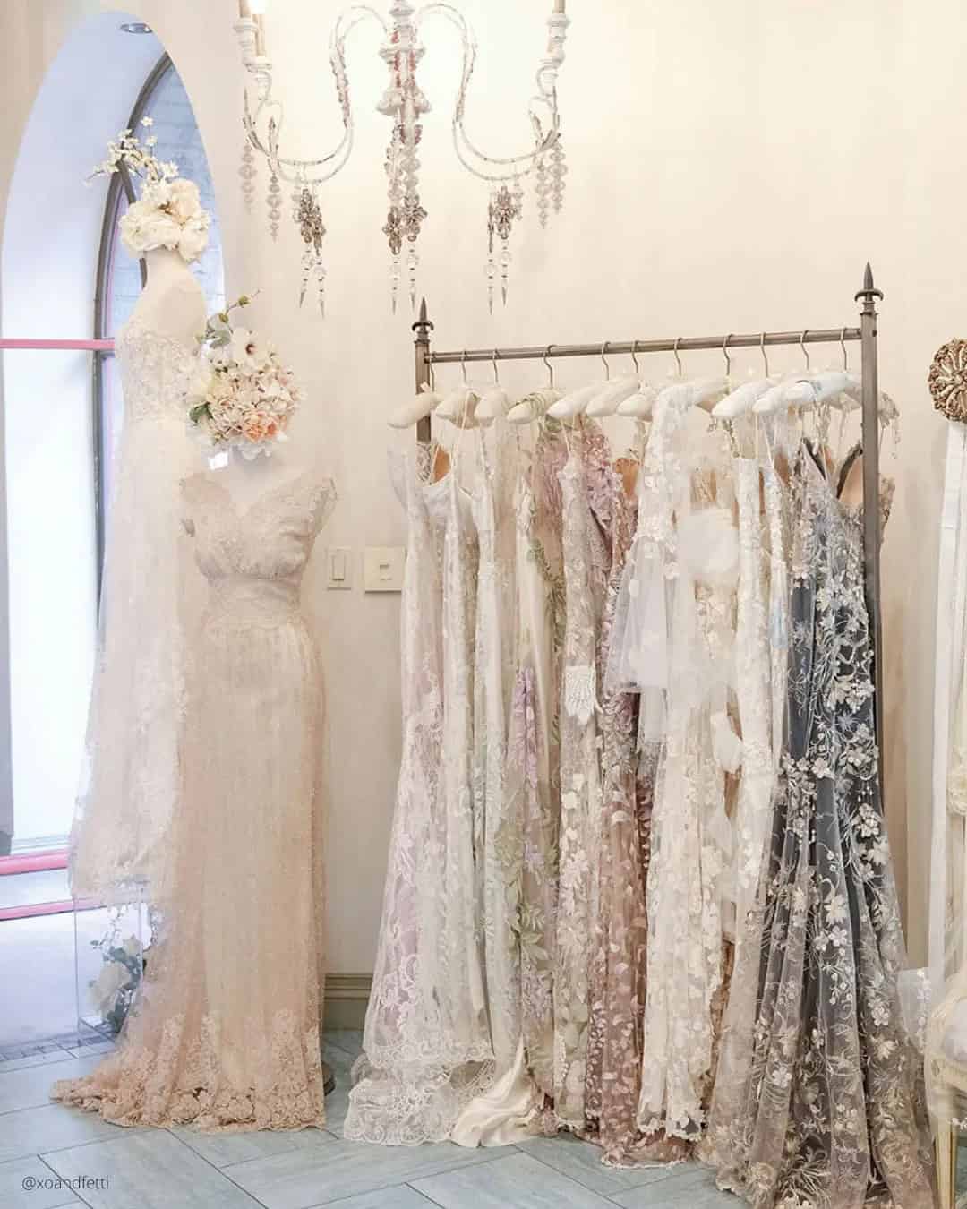 Claire Pettibone