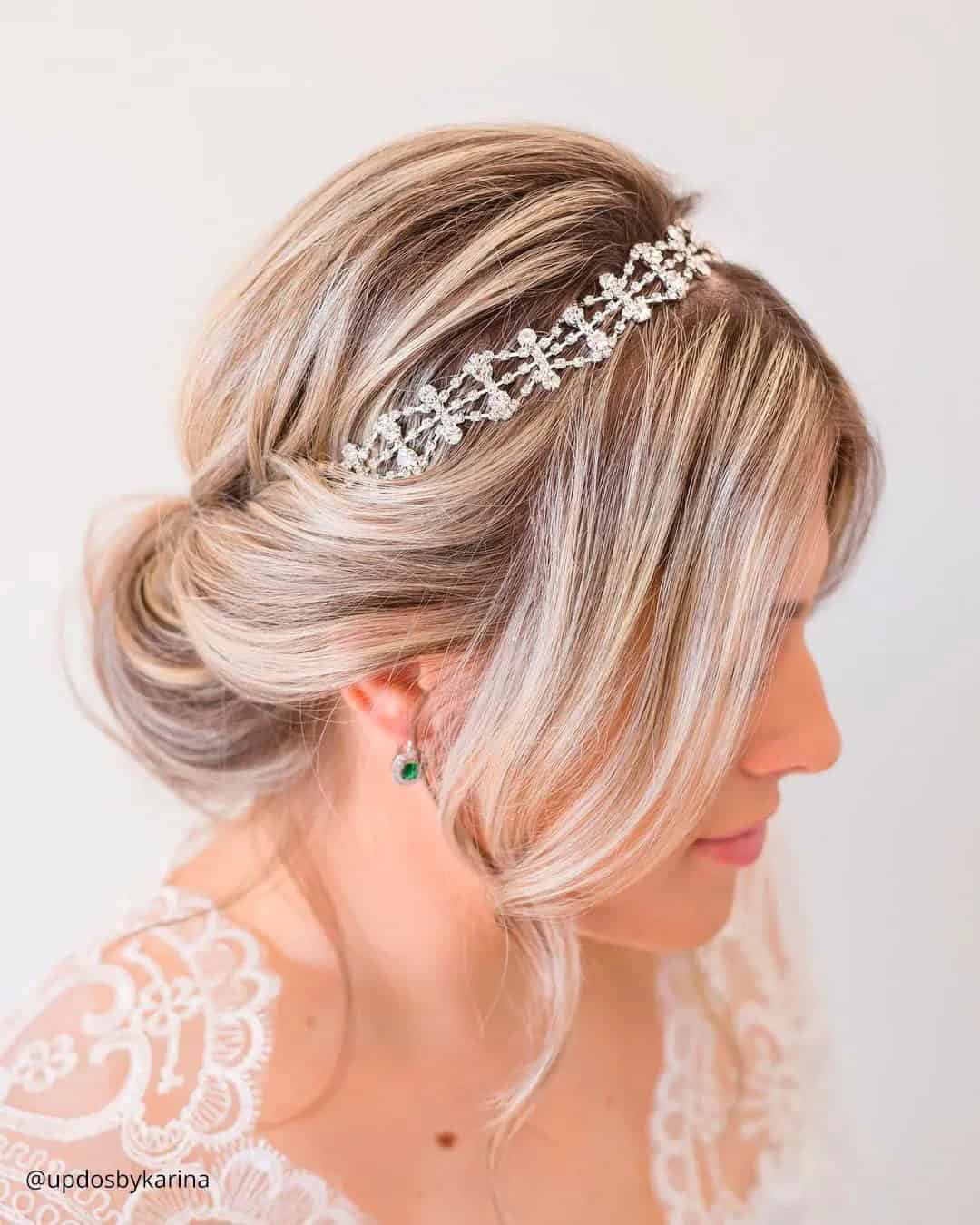 Hair Accessories For Winter Weddings