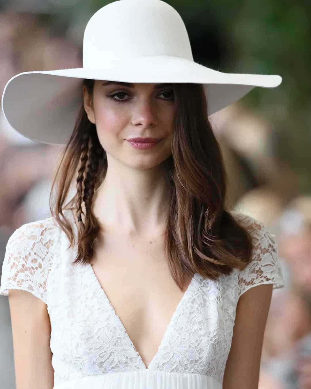 Wide-Brimmed Wedding Hats