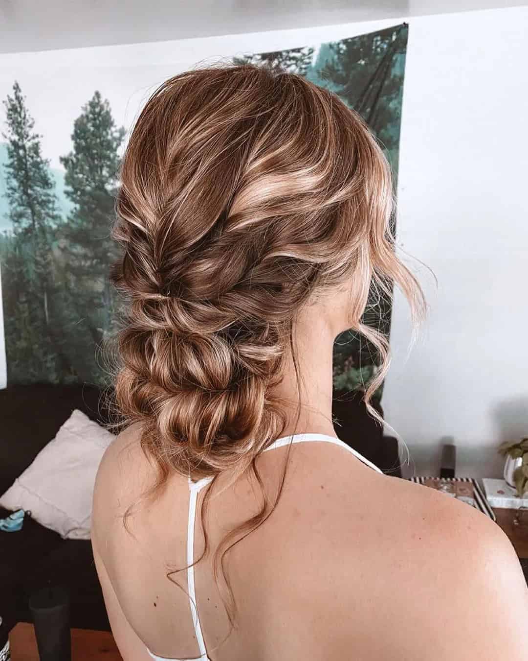 Curly Hairstyles For Wedding Guests