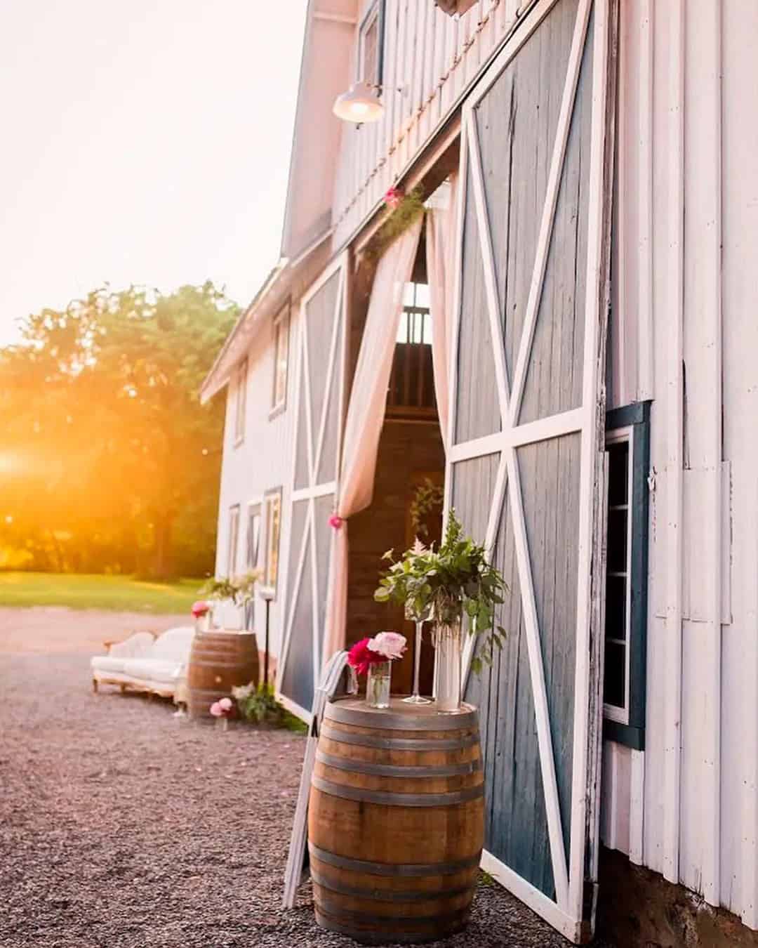 Bloom Lake Barn